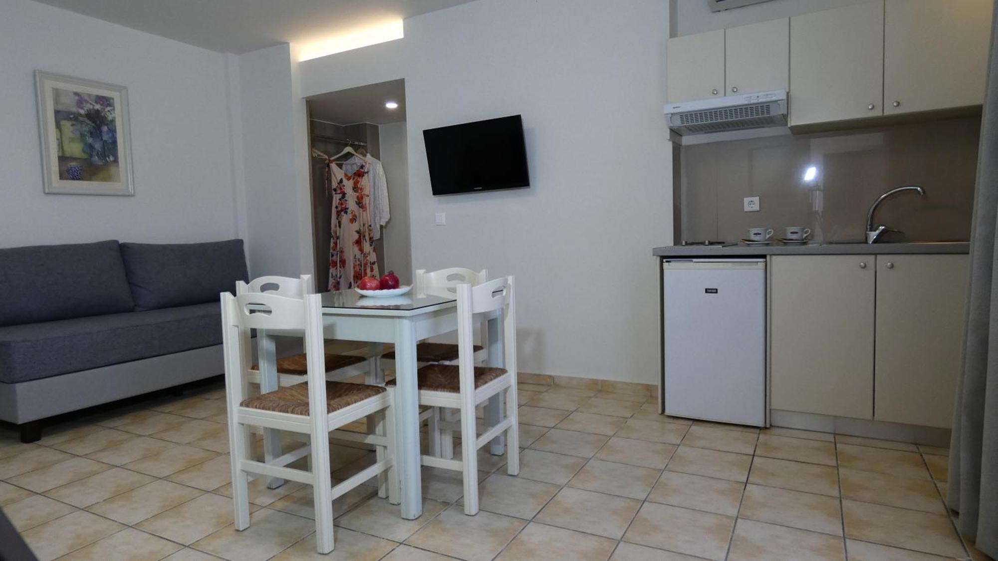 Melina Beach Platanias  Exterior photo