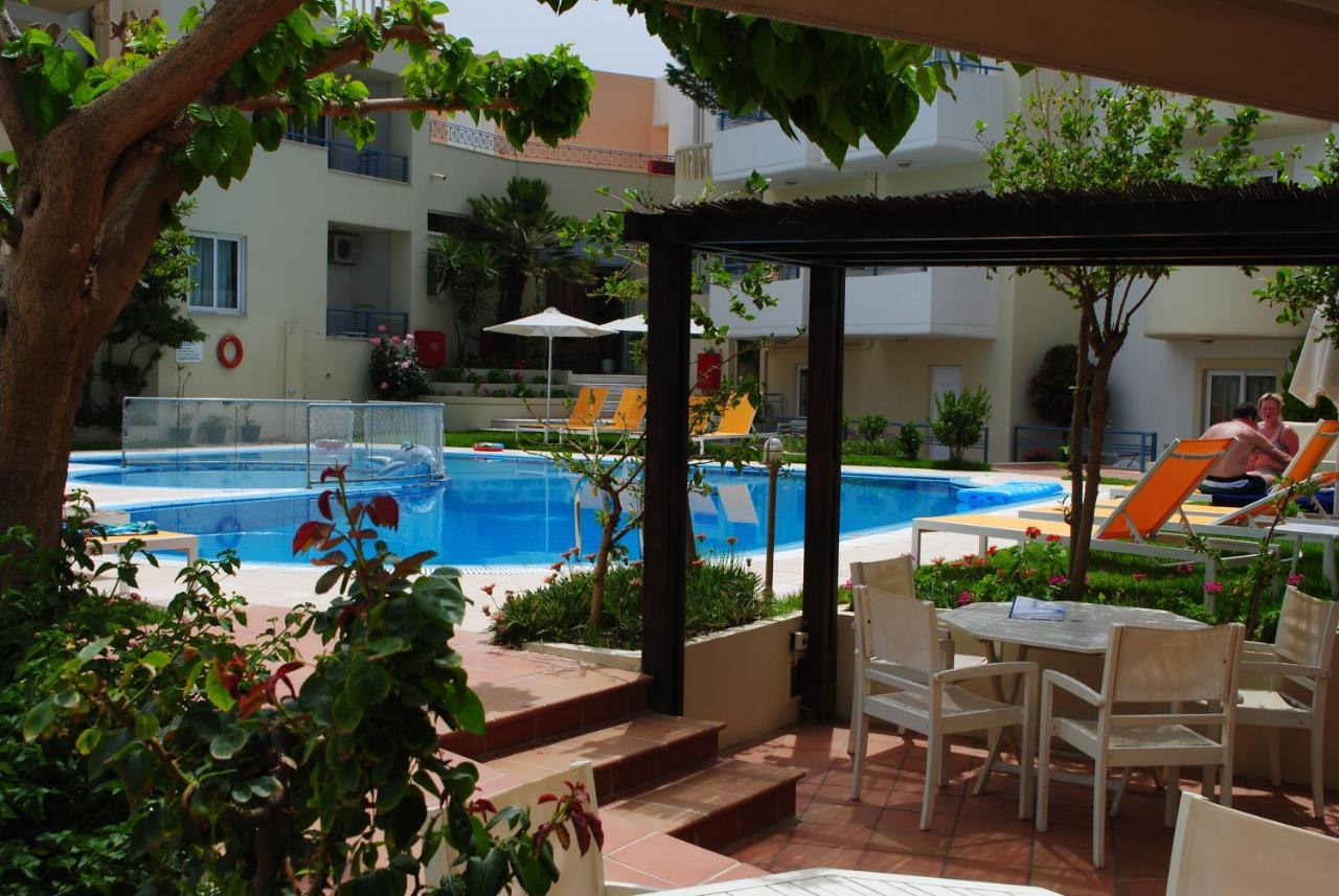 Melina Beach Platanias  Exterior photo